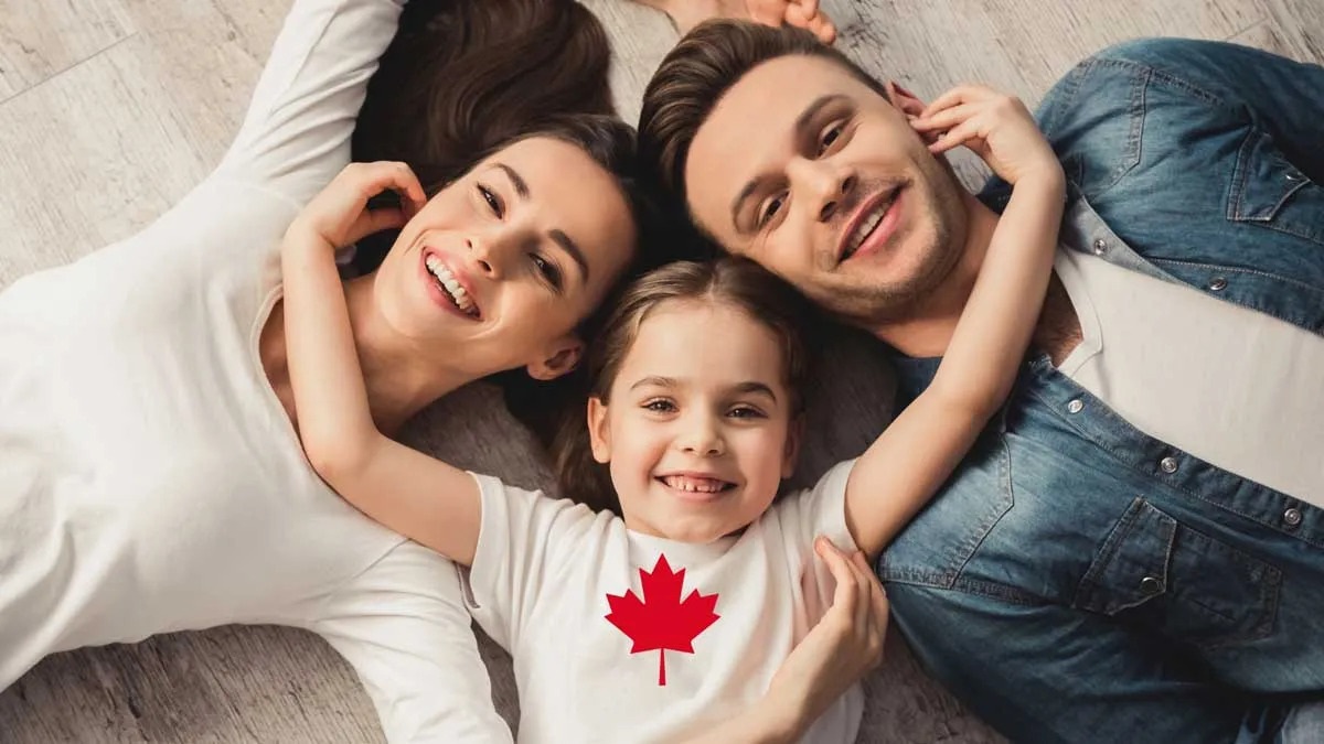 Canadian Dental Care Plan graphic with a red maple leaf